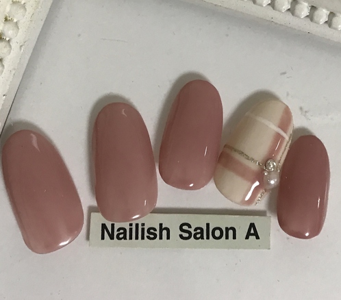 16秋冬ネイル チェック 千葉県 浦安 行徳のネイルサロン Nailish Salon Aのネイル Rasysa らしさ