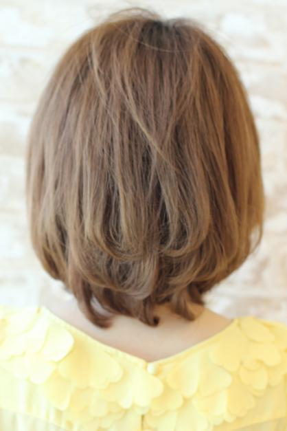 仲里依紗さん風 ミディアムボブ 銀座の美容室 Afloat Xelhaのヘアスタイル Rasysa らしさ